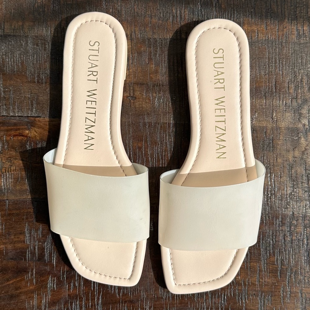 Stuart Weitzman Vinyl Flat Sandals in Apricot -New